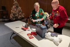 PXL_20251206_023644324