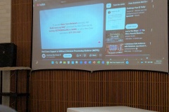 PXL_20251108_020616901