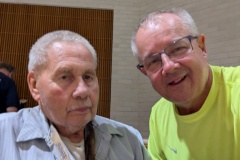 PXL_20251004_001301944